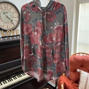 LIVI lightweight sweatshirt Size 18/20